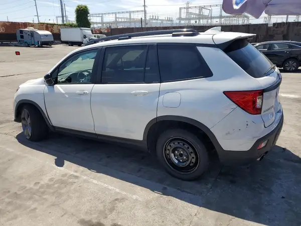 5FNYF7H94LB005141 2020 HONDA PASSPORT - Image 2