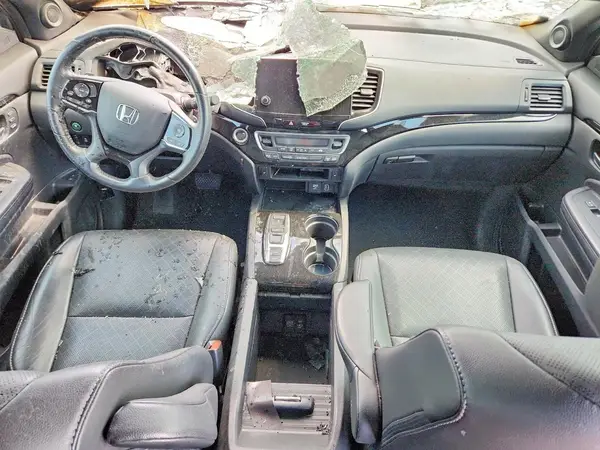 5FNYF7H95KB000819 2019 HONDA PASSPORT - Image 8