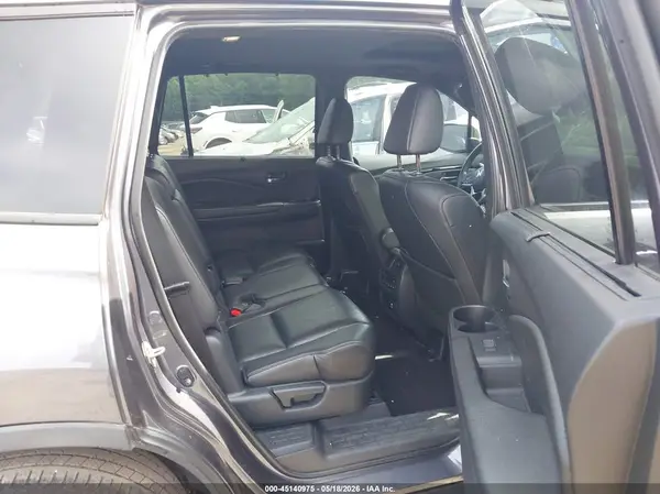 5FNYF7H95KB010573 2019 HONDA PASSPORT - Image 8