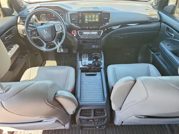 5FNYF7H96KB004927 2019 HONDA PASSPORT - Image 8