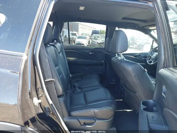 5FNYF7H96LB001415 2020 HONDA PASSPORT - Image 8