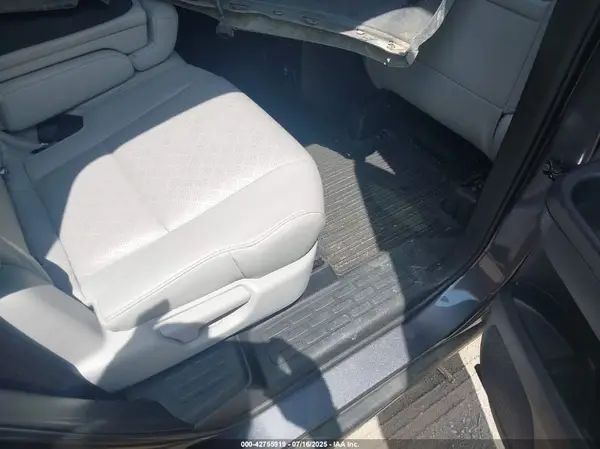 5FNYF7H97KB000482 2019 HONDA PASSPORT - Image 8