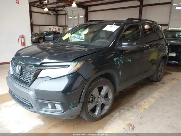 5FNYF7H98KB000166 2019 HONDA PASSPORT - Image 2