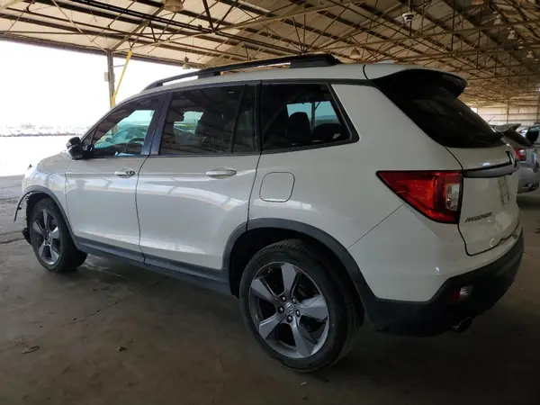 5FNYF7H98KB003861 2019 HONDA PASSPORT - Image 2
