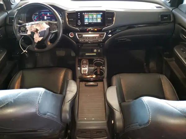 5FNYF7H98KB003861 2019 HONDA PASSPORT - Image 8