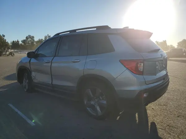 5FNYF7H98LB004347 2020 HONDA PASSPORT - Image 2