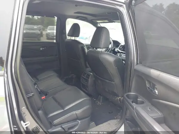 5FNYF8H00KB000542 2019 HONDA PASSPORT - Image 8