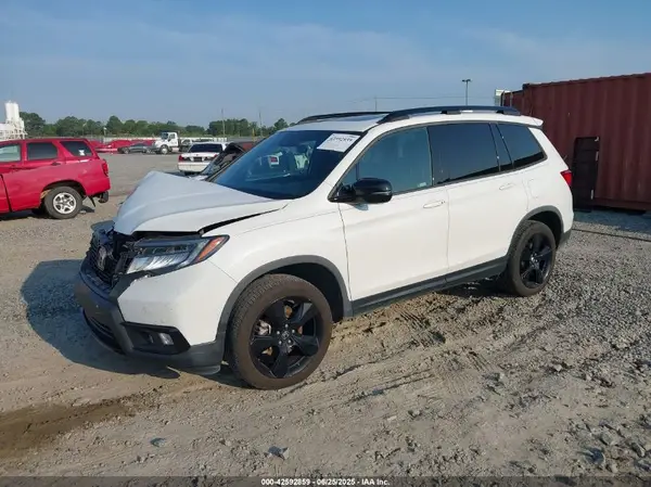5FNYF8H00KB030141 2019 HONDA PASSPORT - Image 2