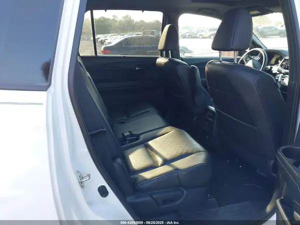 5FNYF8H00KB030141 2019 HONDA PASSPORT - Image 8