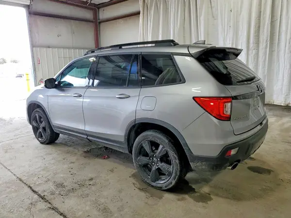 5FNYF8H00LB006617 2020 HONDA PASSPORT - Image 2