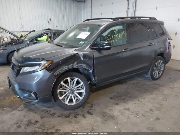 5FNYF8H00LB015642 2020 HONDA PASSPORT - Image 2