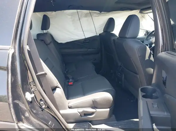5FNYF8H00NB004126 2022 HONDA PASSPORT - Image 8