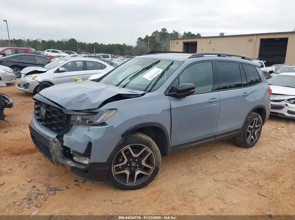 5FNYF8H00NB008984 2022 HONDA PASSPORT - Image 2