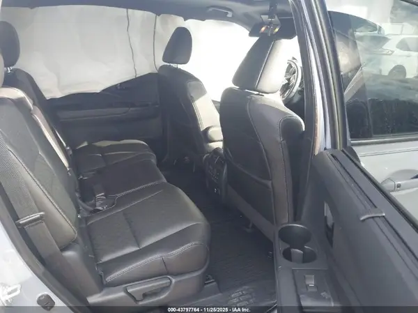 5FNYF8H00PB023889 2023 HONDA PASSPORT - Image 8