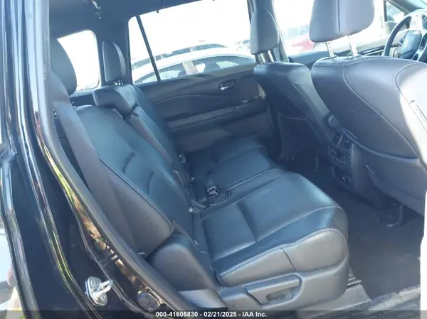 5FNYF8H01KB002512 2019 HONDA PASSPORT - Image 8