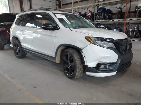 5FNYF8H01LB000888 2020 HONDA PASSPORT - Image 1