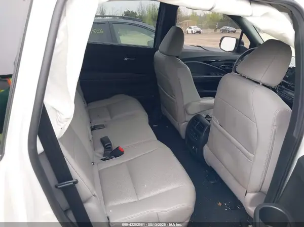 5FNYF8H01LB019179 2020 HONDA PASSPORT - Image 8