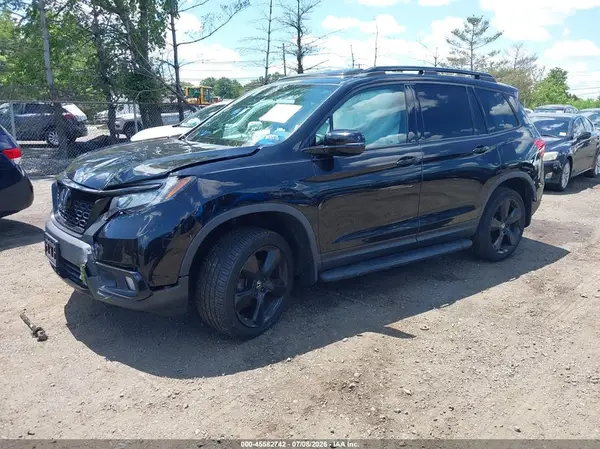 5FNYF8H01MB000553 2021 HONDA PASSPORT - Image 2