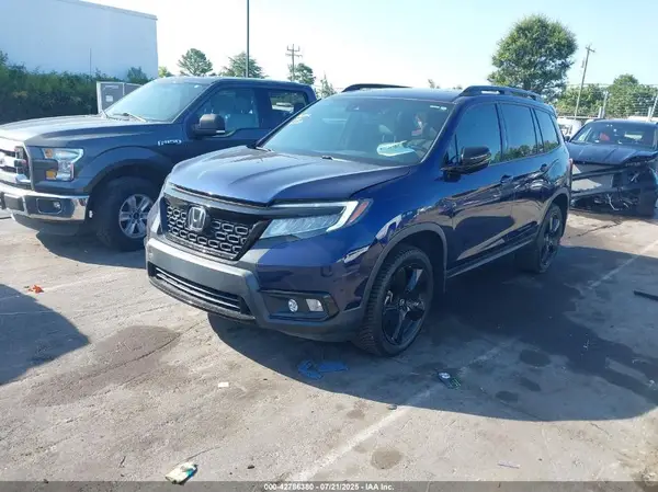 5FNYF8H01MB013352 2021 HONDA PASSPORT - Image 2
