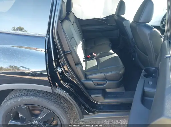 5FNYF8H01MB026487 2021 HONDA PASSPORT - Image 8
