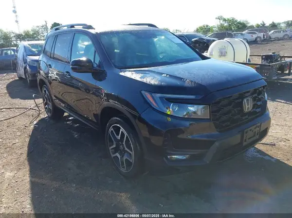 5FNYF8H01NB003681 2022 HONDA PASSPORT - Image 1