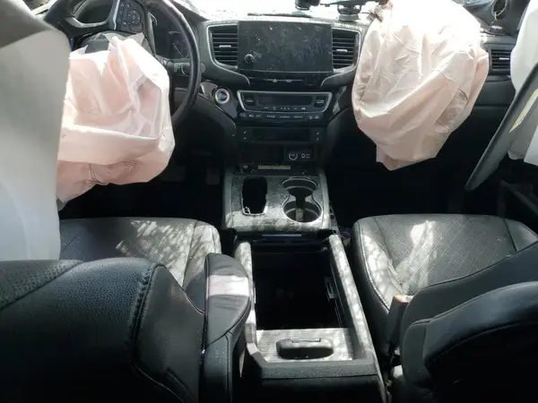 5FNYF8H01NB015670 2022 HONDA PASSPORT - Image 8