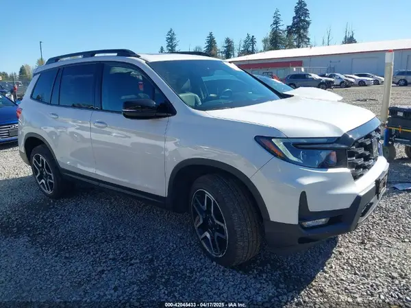 5FNYF8H01PB004087 2023 HONDA PASSPORT - Image 1