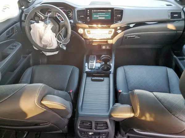5FNYF8H01PB013243 2023 HONDA PASSPORT - Image 8