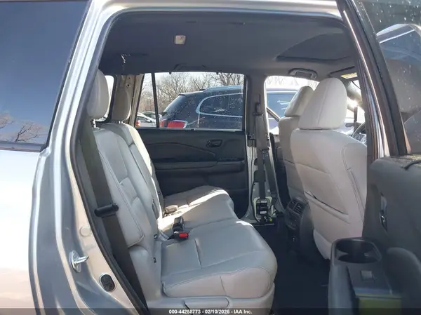 5FNYF8H01PB035680 2023 HONDA PASSPORT - Image 8