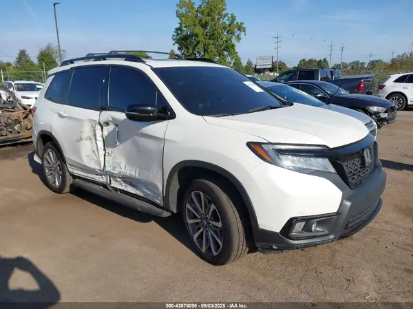5FNYF8H02KB010960 2019 HONDA PASSPORT - Image 1