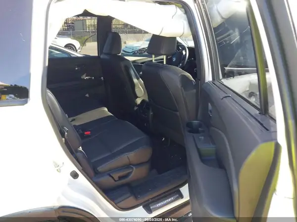5FNYF8H02KB010960 2019 HONDA PASSPORT - Image 8