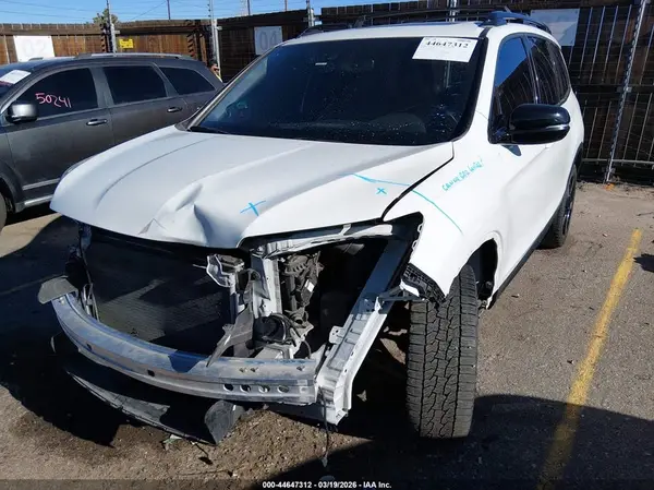 5FNYF8H02KB028066 2019 HONDA PASSPORT - Image 2