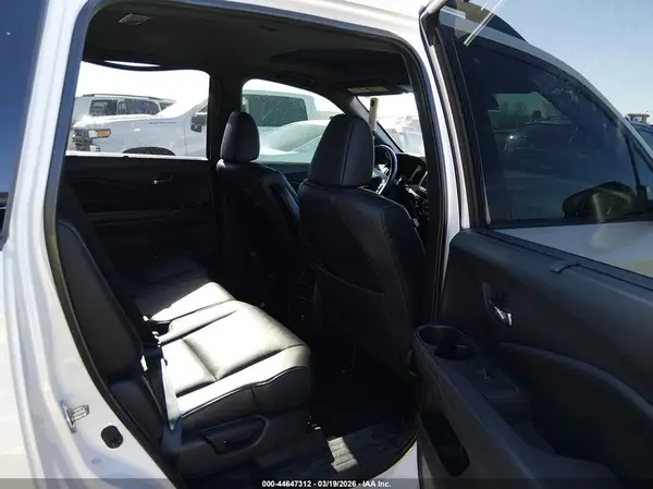 5FNYF8H02KB028066 2019 HONDA PASSPORT - Image 8