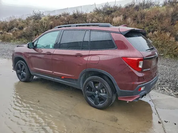 5FNYF8H02MB011397 2021 HONDA PASSPORT - Image 2