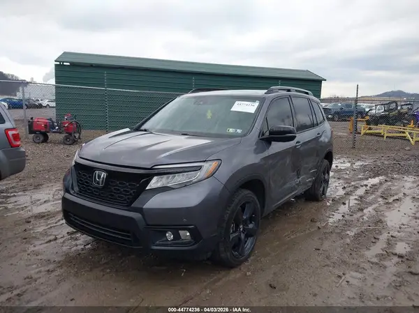 5FNYF8H02MB026708 2021 HONDA PASSPORT - Image 2