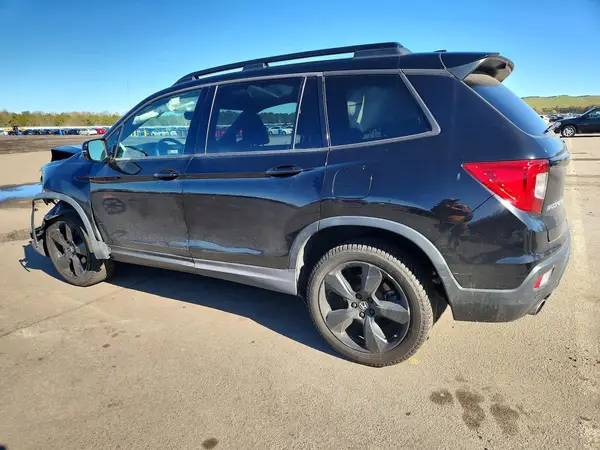 5FNYF8H02MB027440 2021 HONDA PASSPORT - Image 2