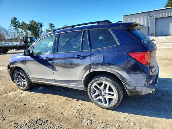 5FNYF8H02NB010817 2022 HONDA PASSPORT - Image 2