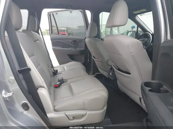 5FNYF8H02PB033548 2023 HONDA PASSPORT - Image 8