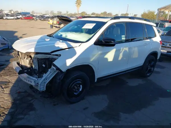 5FNYF8H03KB003550 2019 HONDA PASSPORT - Image 2