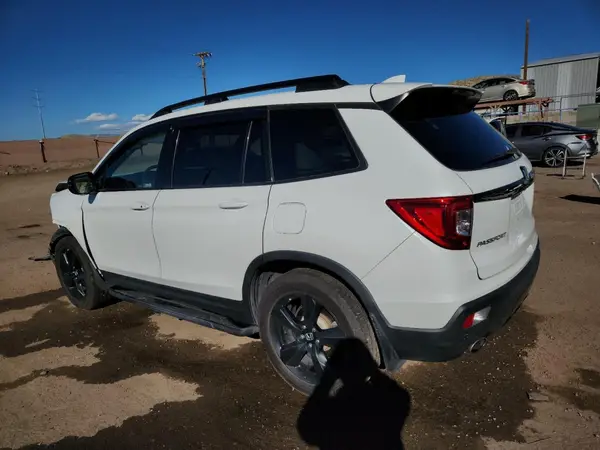 5FNYF8H03LB002898 2020 HONDA PASSPORT - Image 2