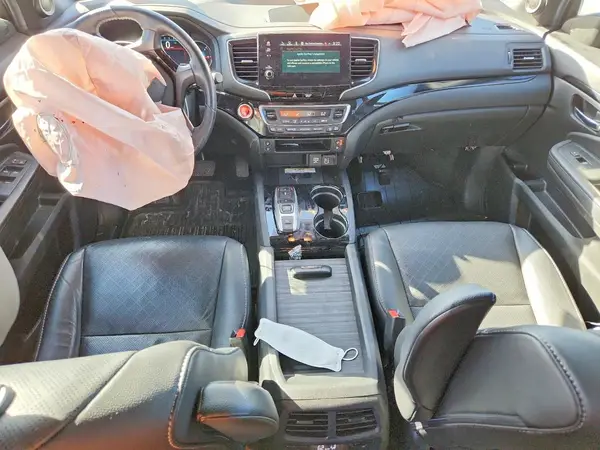 5FNYF8H03LB004733 2020 HONDA PASSPORT - Image 8