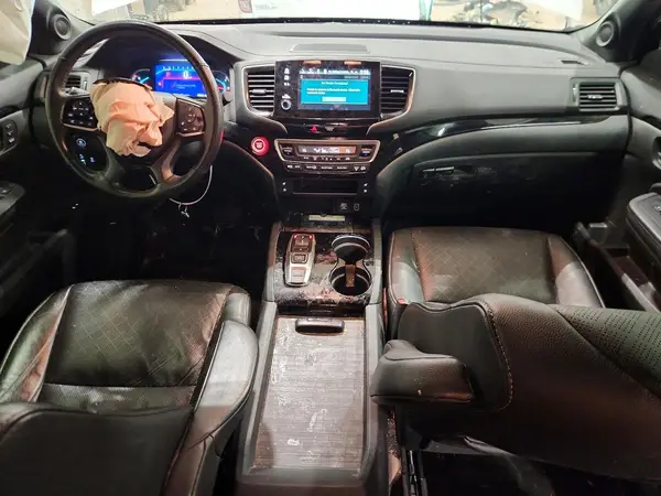 5FNYF8H03LB006515 2020 HONDA PASSPORT - Image 8