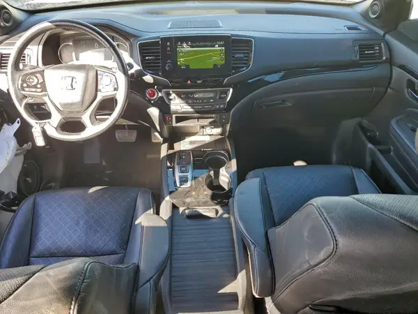 5FNYF8H03LB008054 2020 HONDA PASSPORT - Image 8