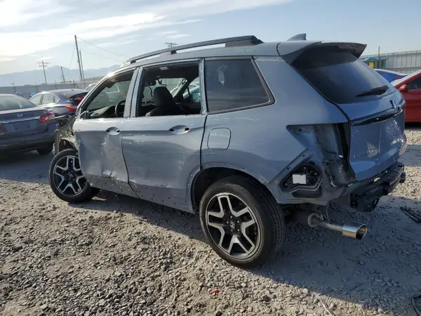 5FNYF8H03NB000345 2022 HONDA PASSPORT - Image 2