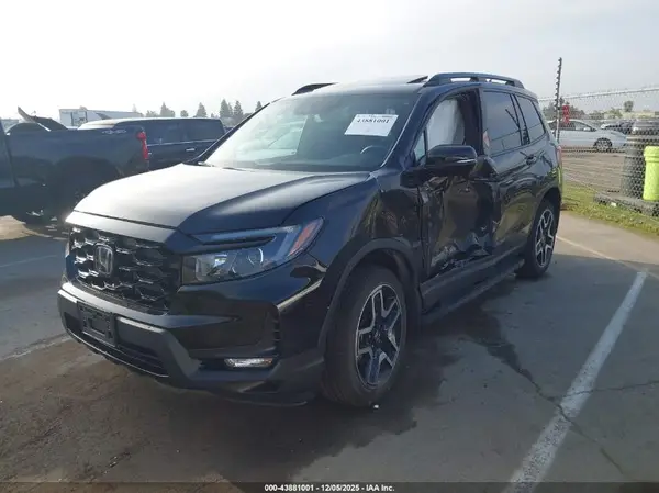 5FNYF8H03PB033770 2023 HONDA PASSPORT - Image 2