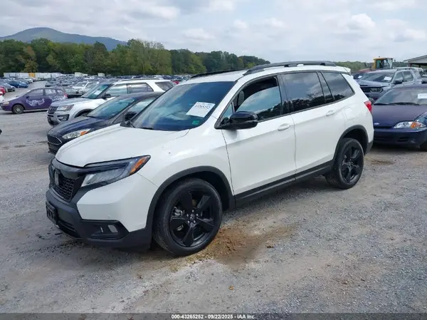 5FNYF8H04KB010684 2019 HONDA PASSPORT - Image 2