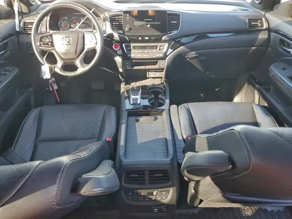 5FNYF8H04KB010958 2019 HONDA PASSPORT - Image 8