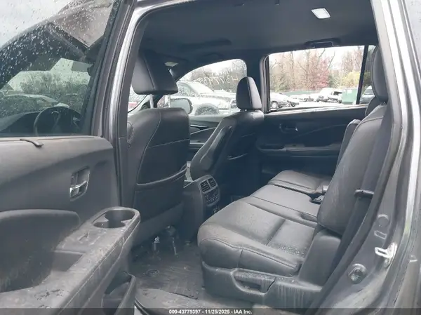 5FNYF8H04KB015707 2019 HONDA PASSPORT - Image 8