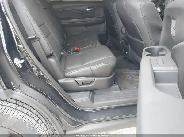 5FNYF8H04KB017635 2019 HONDA PASSPORT - Image 8