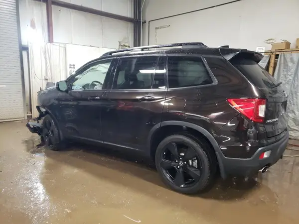 5FNYF8H04LB004868 2020 HONDA PASSPORT - Image 2